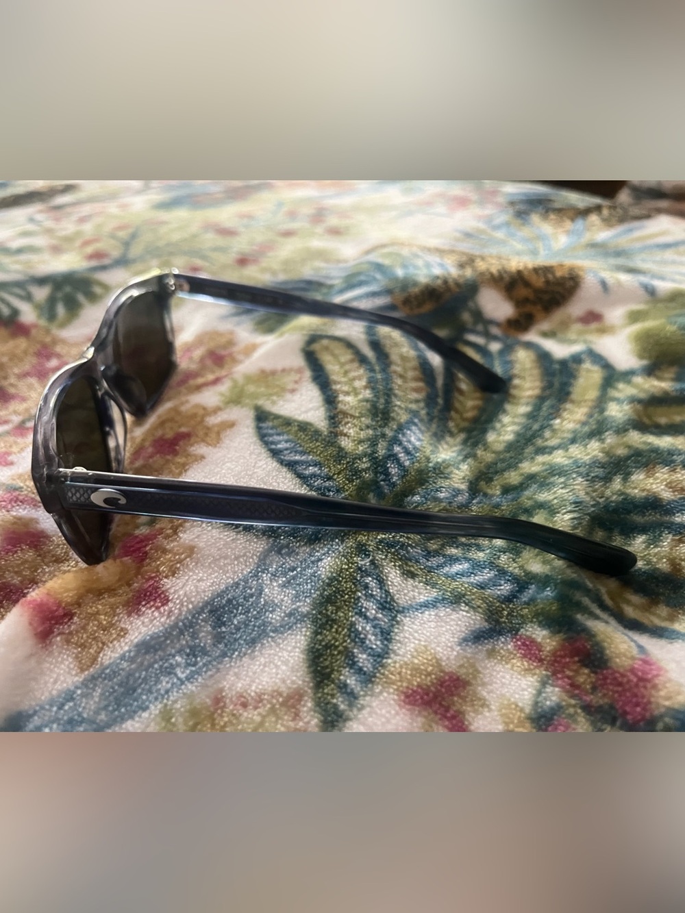 Costa Tybee Sunglasses ๐ ๐ - Picture 5 of 11